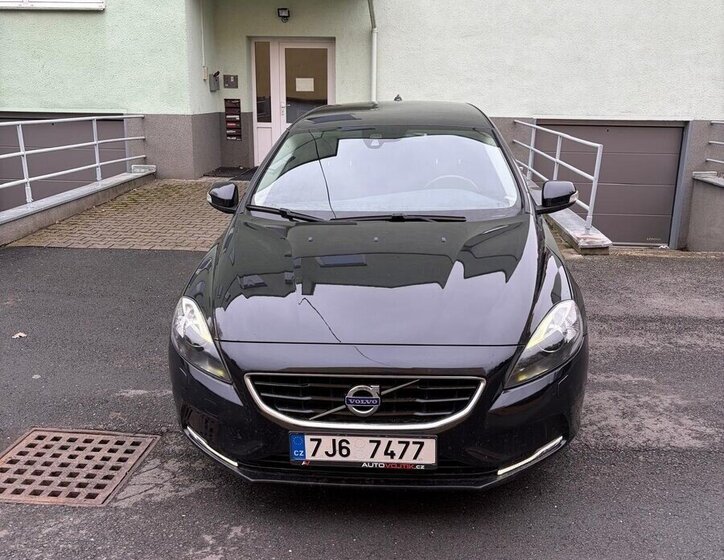 Volvo V40 MPV 0,0 0