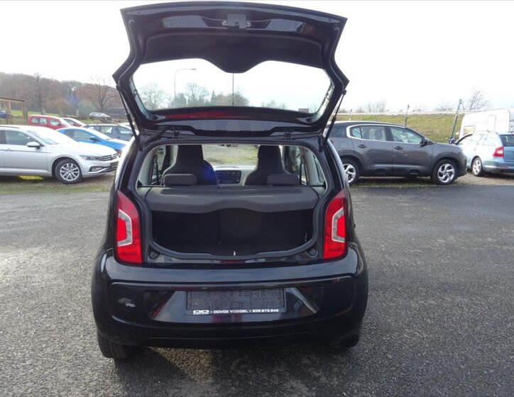 Volkswagen up! Hatchback 999,0 44 kw