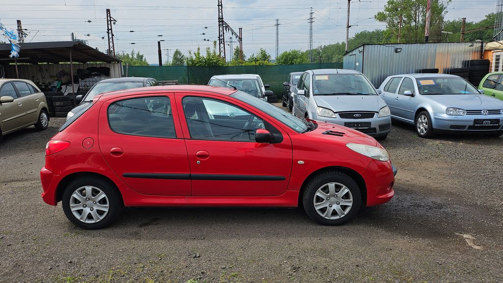 Peugeot 206