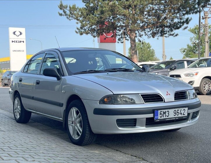 Mitsubishi Carisma 3