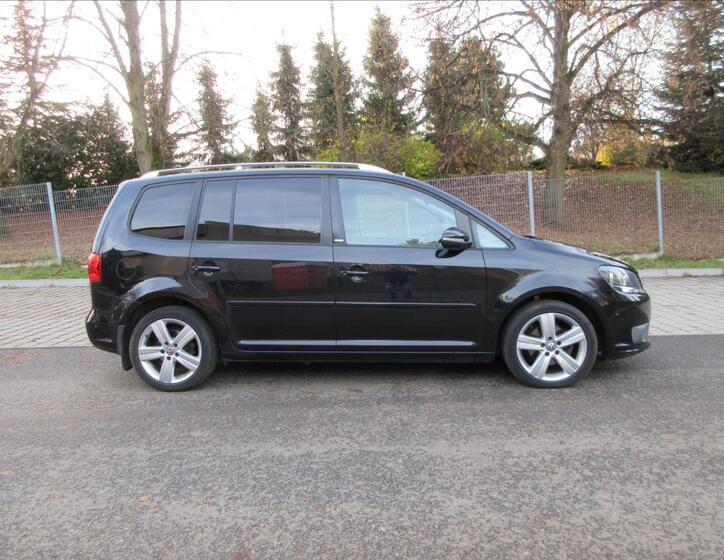 Volkswagen Touran 10
