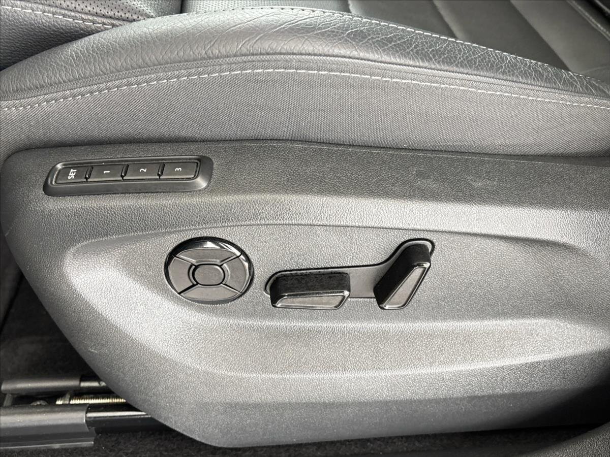 Škoda Kodiaq SUV / Terénní 2,0 l 142 kw