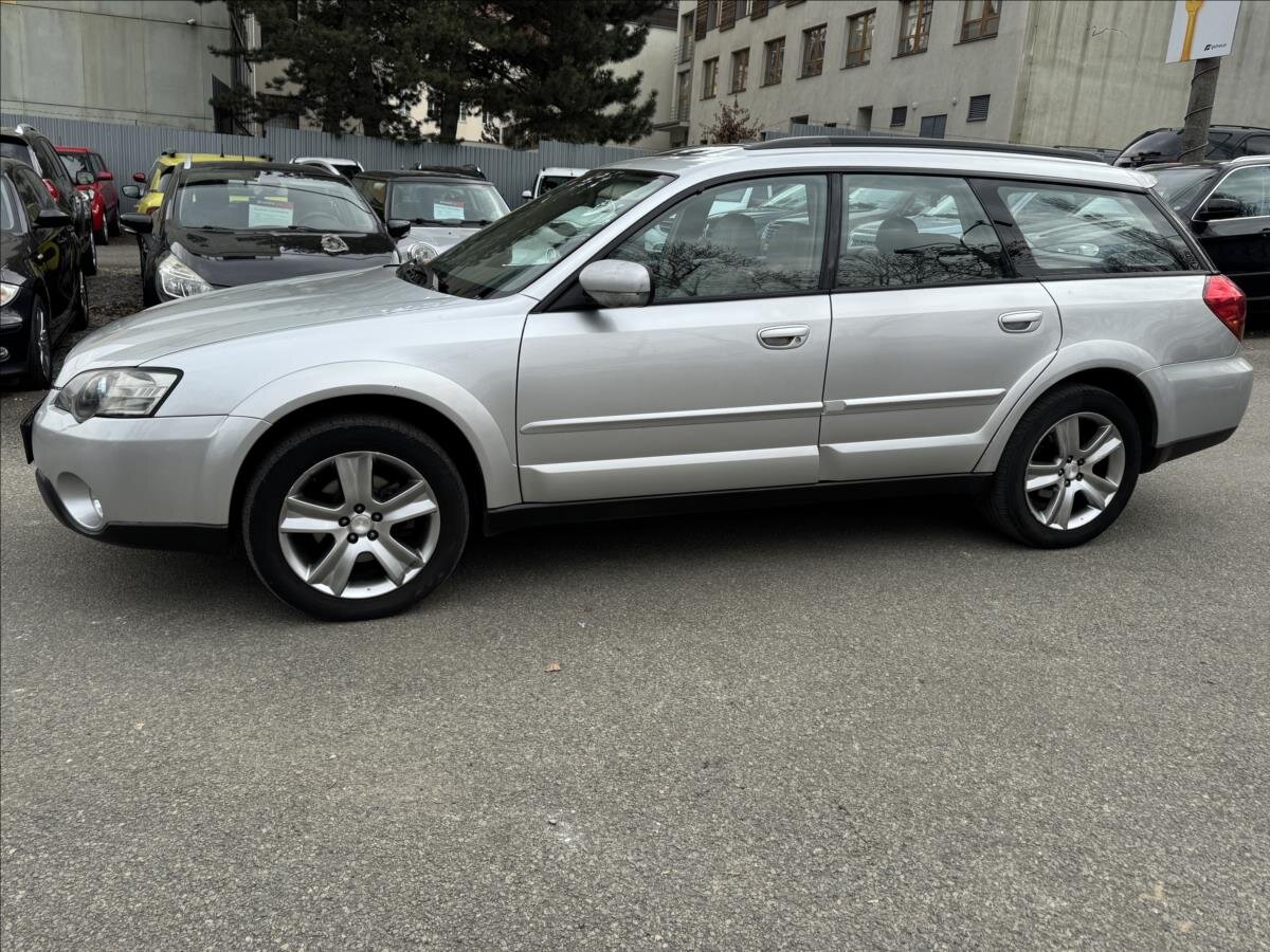 Subaru Legacy Kombi 3,0 l 180 kw