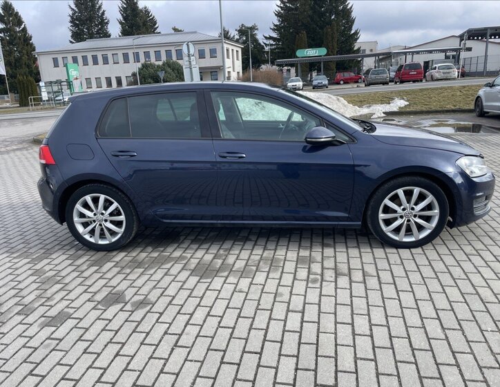 Volkswagen Golf Hatchback 1,6 l 77 kw