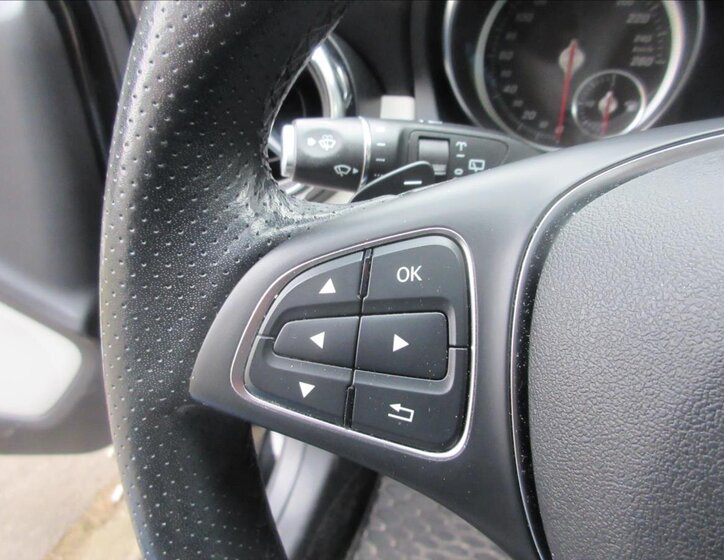 Mercedes-Benz GLA SUV 1,6 l 115 kw