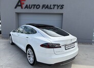 Tesla Model S 5