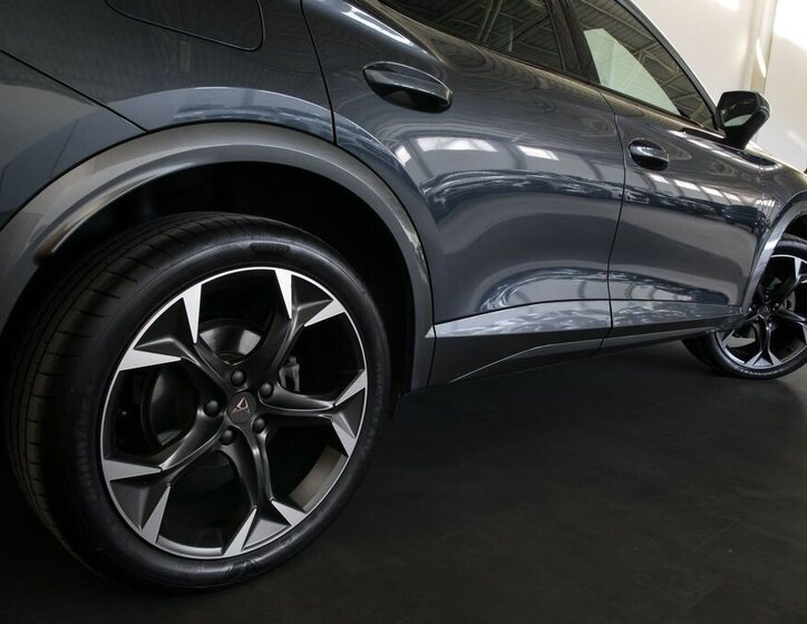 Cupra Formentor SUV / Terénní 2,0 l 110 kw