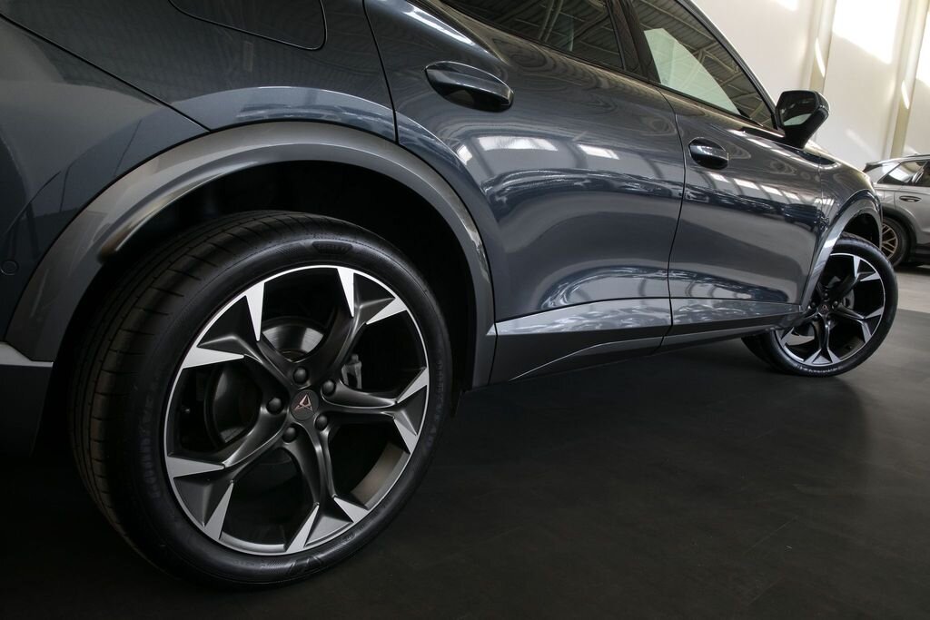 Cupra Formentor SUV / Terénní 2,0 l 110 kw