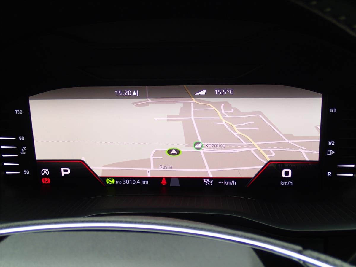 Škoda Kodiaq SUV / Terénní 1,5 l 110 kw