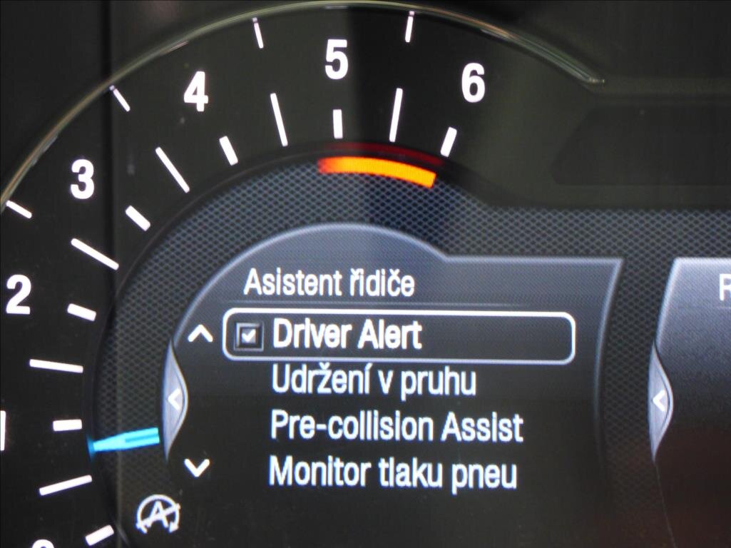 Ford S-MAX MPV 2,0 l 110 kw