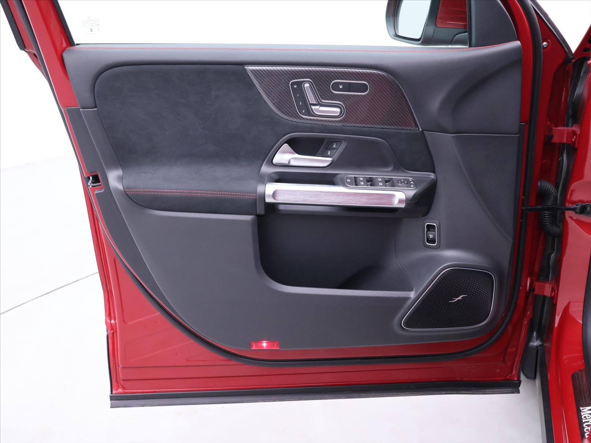 Mercedes-Benz GLB SUV / Terénní 2,0 l 110 kw