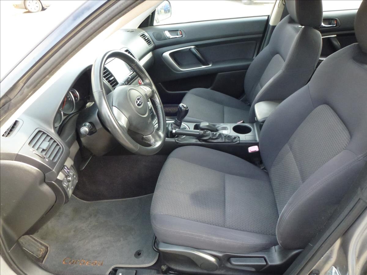 Subaru Legacy Kombi 2,0 l 121 kw