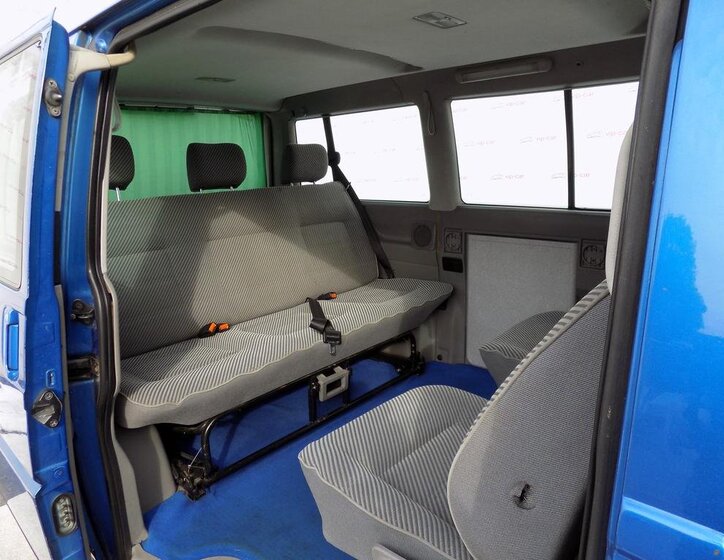 Volkswagen Multivan 19