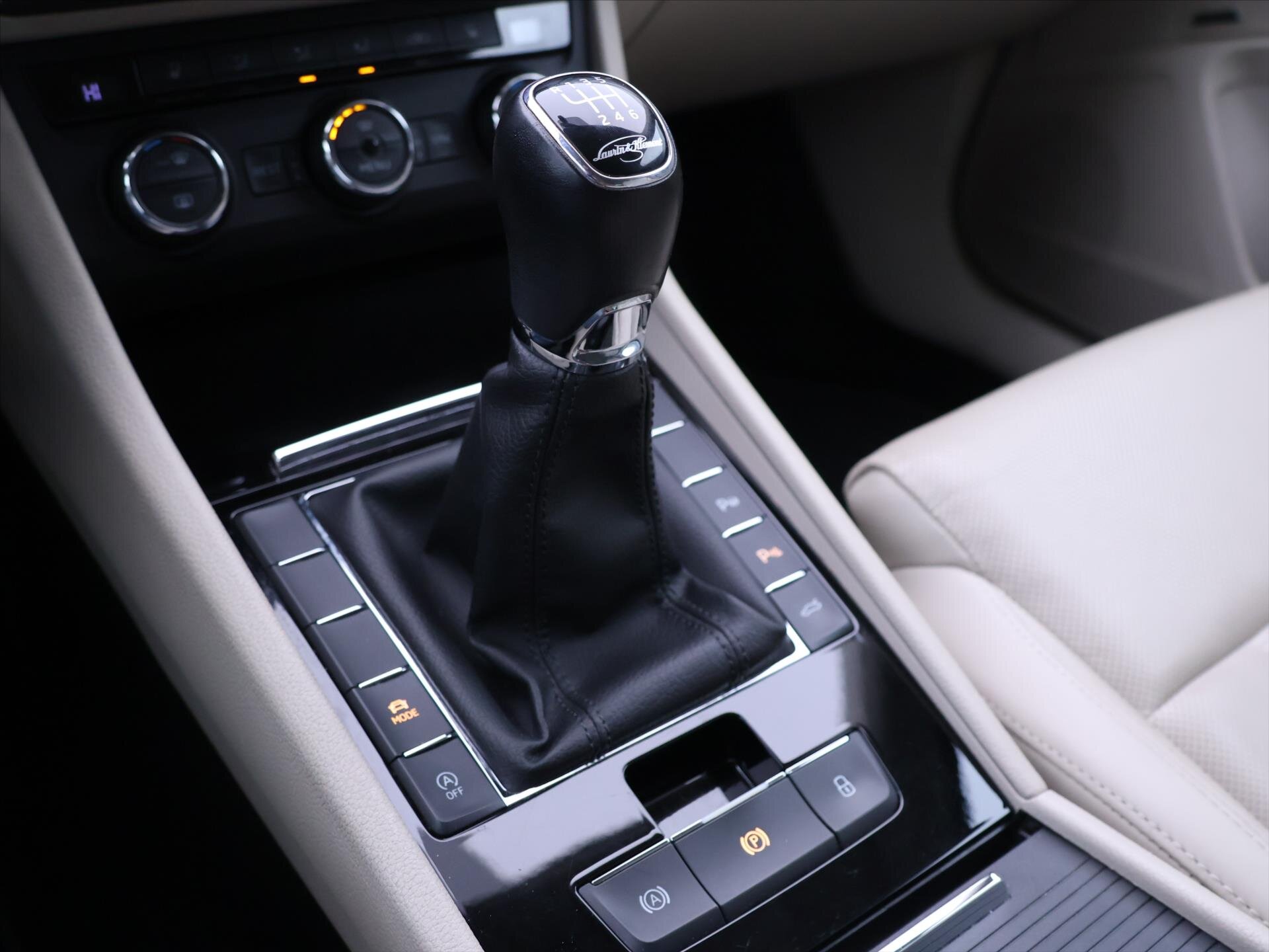 Škoda Superb Liftback 2,0 l 110 kw