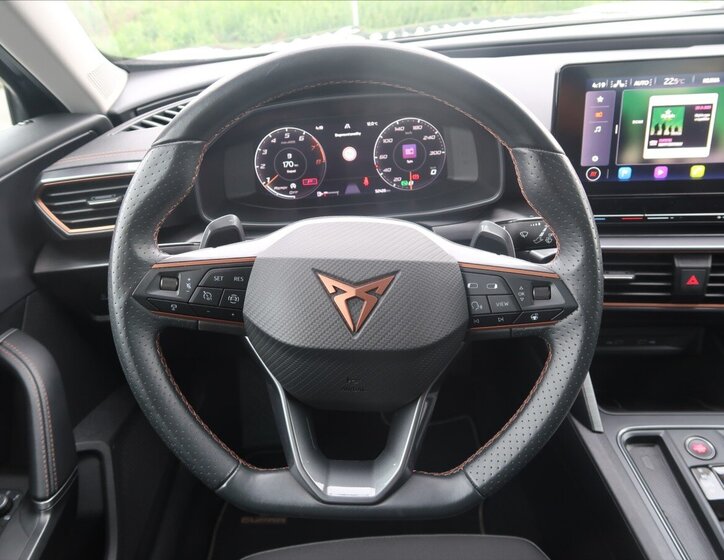 Cupra Formentor SUV / Terénní 2,0 l 140 kw