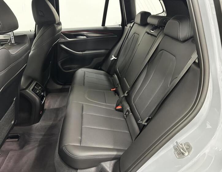 BMW X3 13