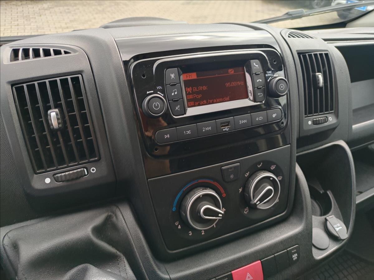 Opel Movano Skříň 2,2 l 121 kw