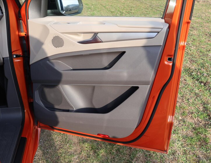 Volkswagen Multivan Kombi 1,4 l 110 kw