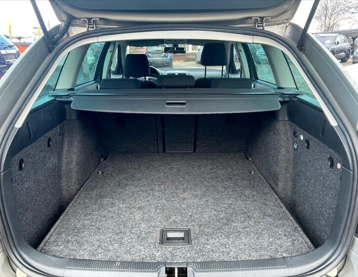 Škoda Octavia Kombi 1,6 l 77 kw