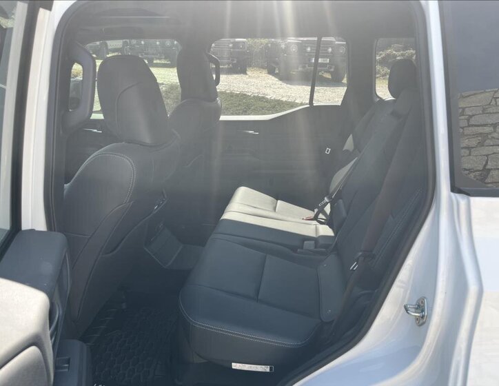 Toyota Land Cruiser Ostatní 2,4 l 243 kw