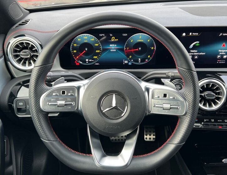 Mercedes-Benz CLA 18