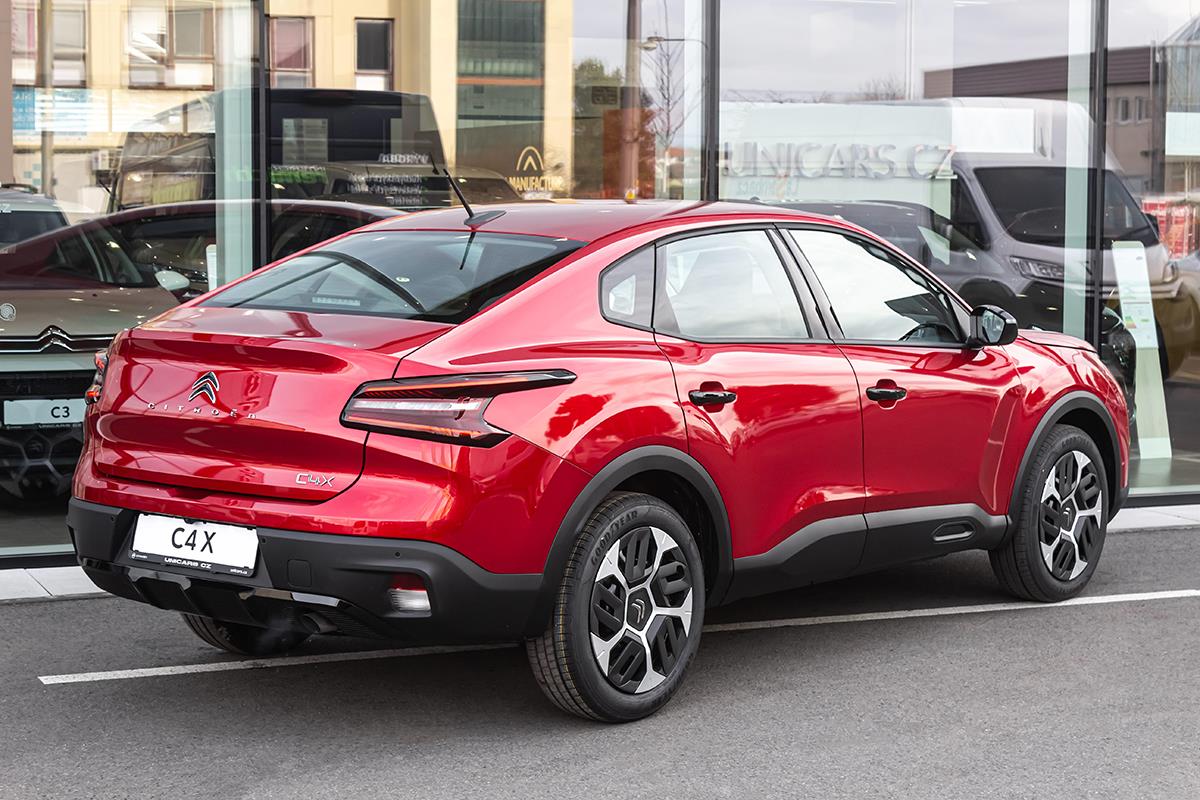 Citroën C4 X