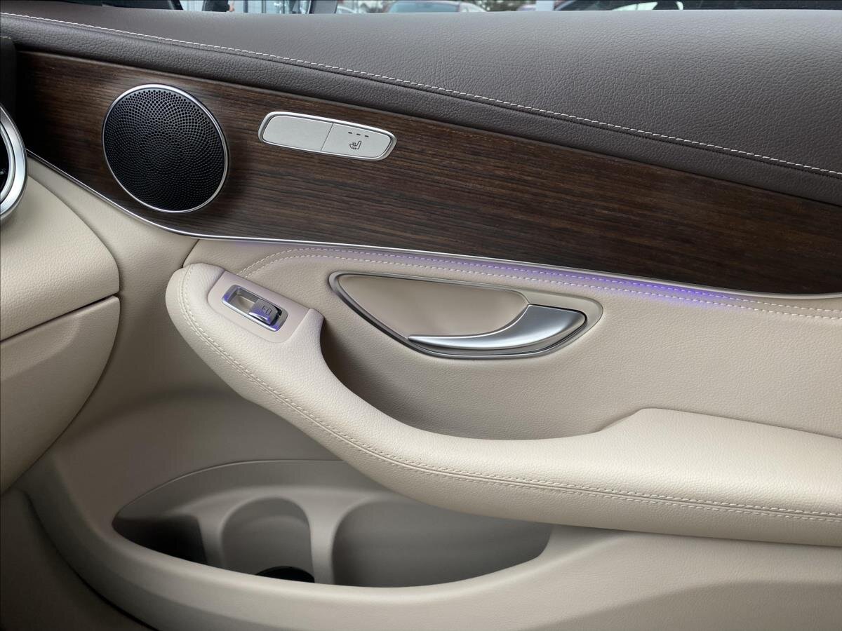 Mercedes-Benz GLC SUV 2,0 l 143 kw