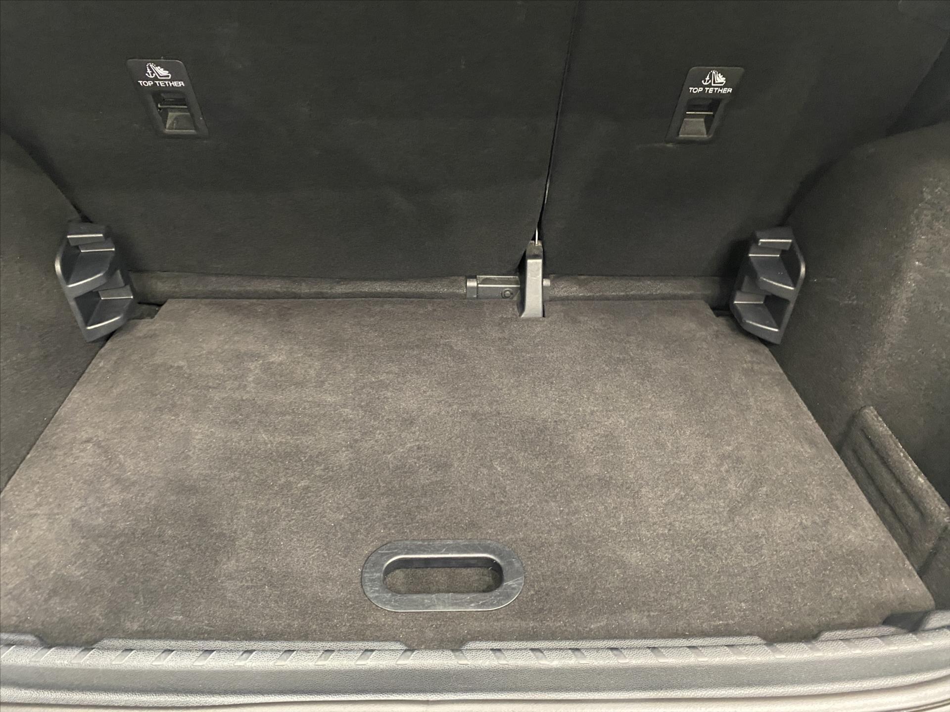 Ford EcoSport Hatchback 998,0 92 kw