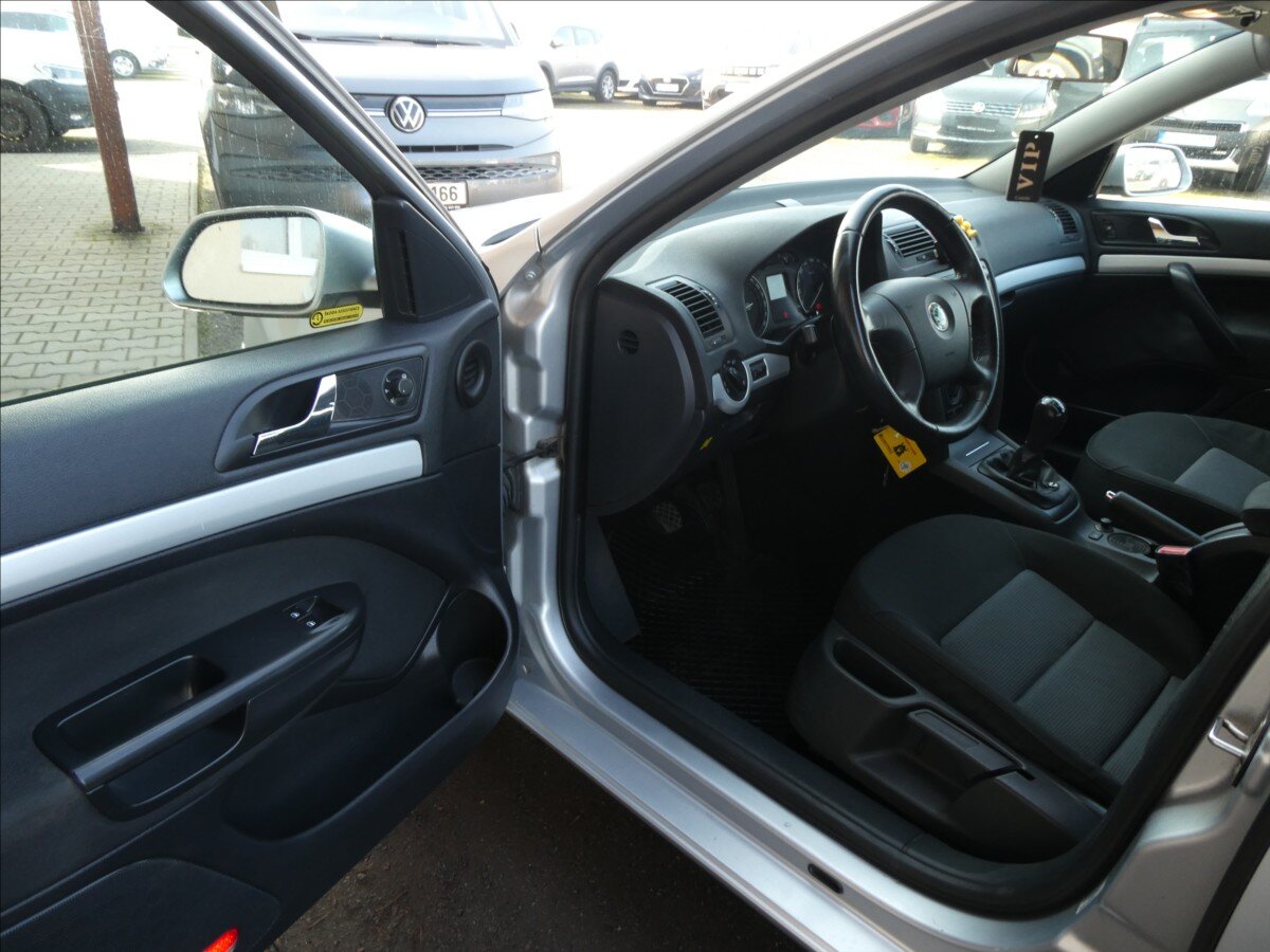 Škoda Octavia Sedan / Limuzína 1,6 l 85 kw