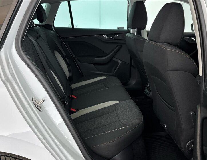 Škoda Scala Hatchback 1,6 l 85 kw