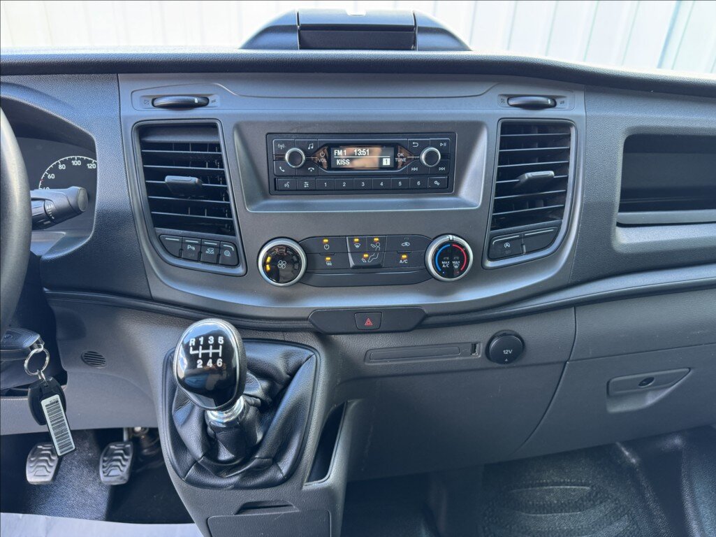 Ford Transit Custom Skříň 2,0 l 77 kw