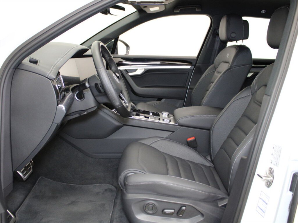 Volkswagen Touareg SUV 3,0 l 210 kw