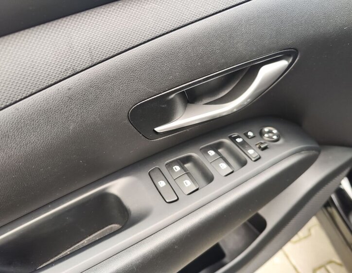 Hyundai Tucson SUV 1,6 l 110 kw