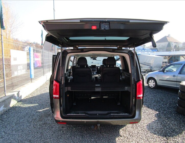 Mercedes-Benz Třídy V Kombi 2,1 l 140 kw