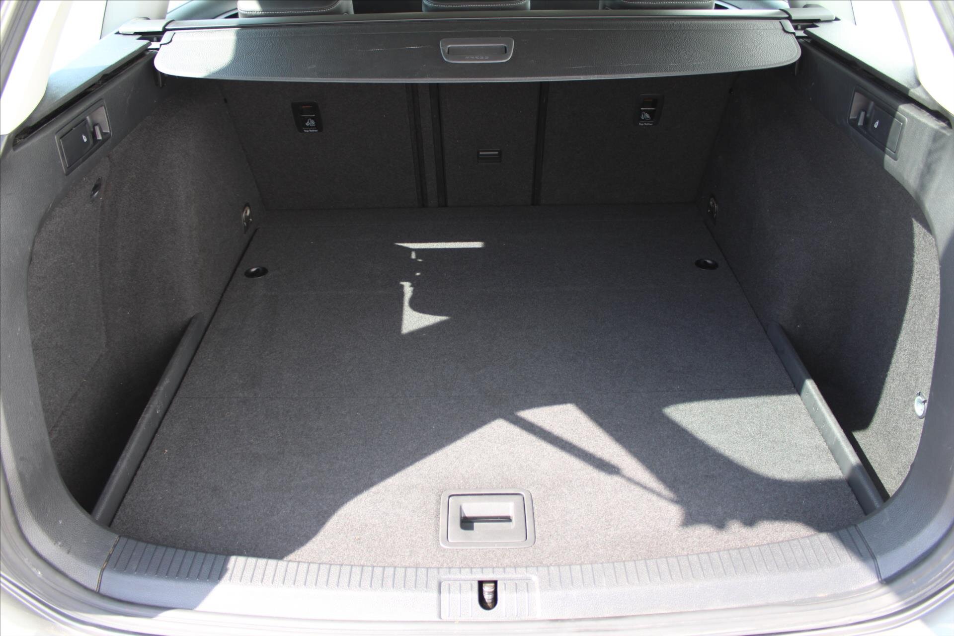 Volkswagen Golf Kombi 1,4 l 92 kw