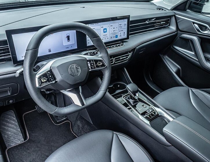 MG HS SUV / Terénní 1,5 l 125 kw