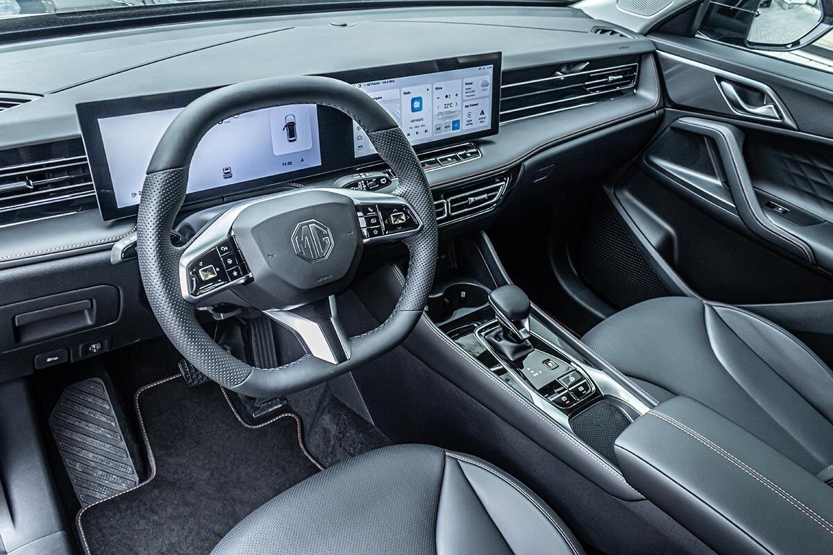 MG HS SUV / Terénní 1,5 l 125 kw