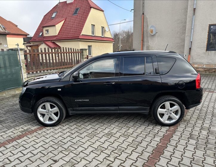 Jeep Compass SUV / Terénní 2,1 l 120 kw
