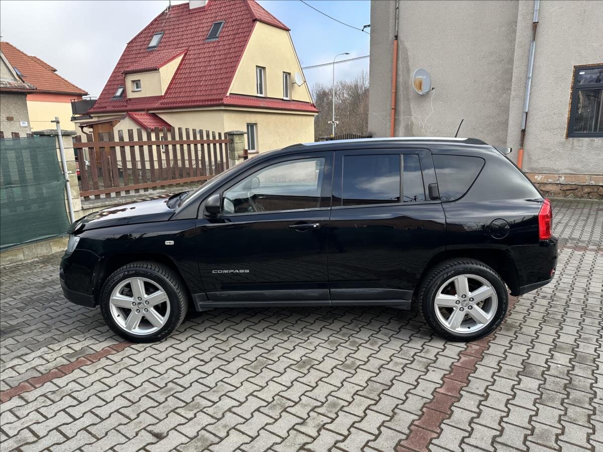Jeep Compass SUV / Terénní 2,1 l 120 kw