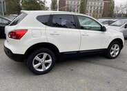 Nissan Qashqai SUV / Terénní 2,0 l 110 kw