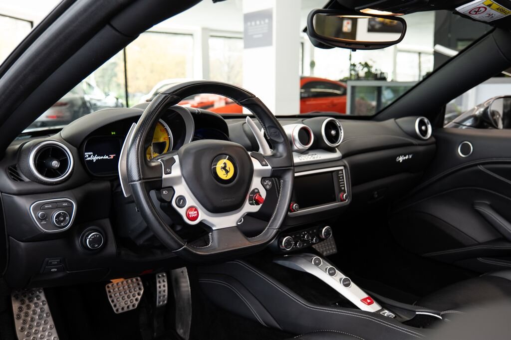 Ferrari California Kabriolet 3,9 l 412 kw