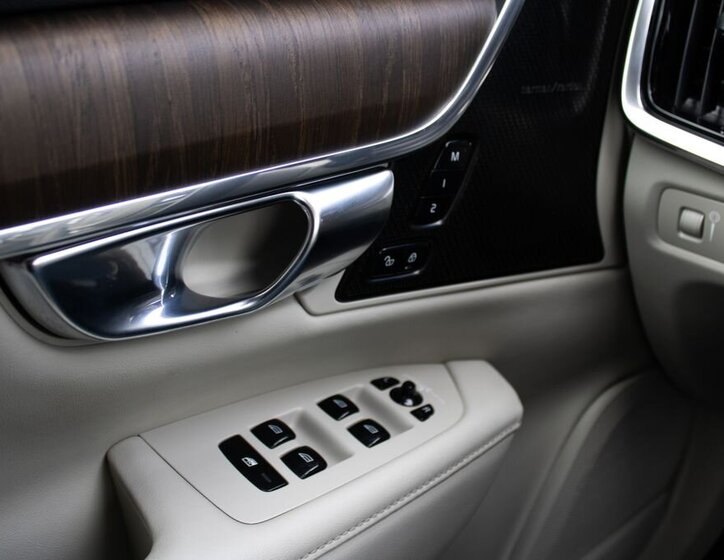 Volvo V90 Kombi 2,0 l 173 kw