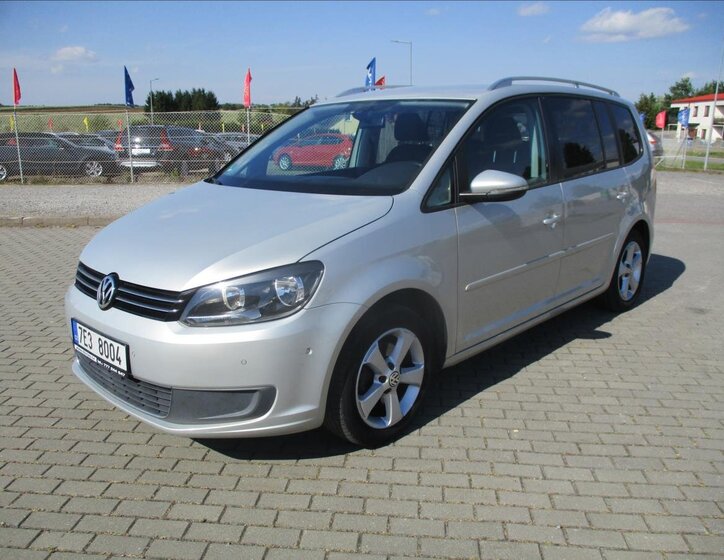 Volkswagen Touran Kombi 1,2 l 77 kw