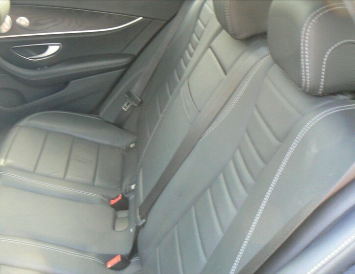 Mercedes-Benz Třídy E Kombi 2,0 l 143 kw