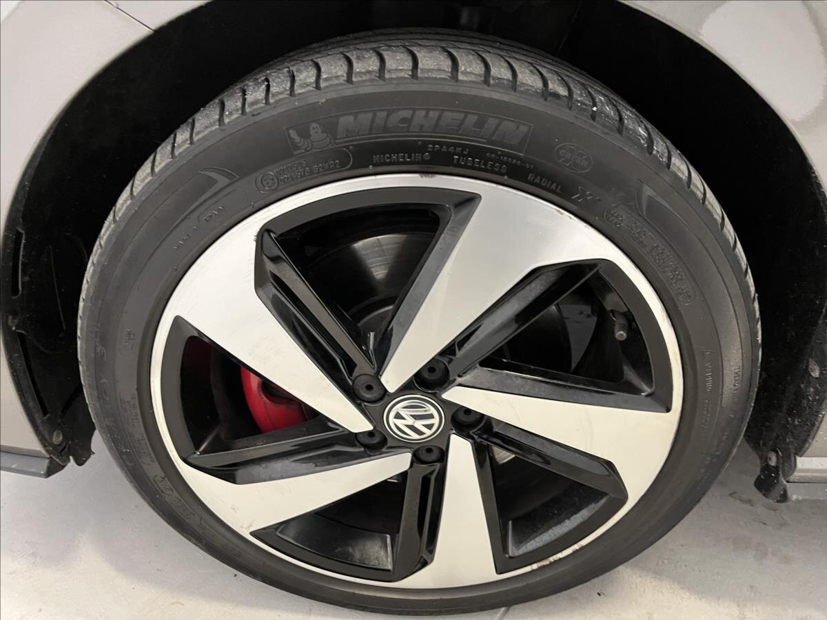 Volkswagen Polo Hatchback 2,0 l 147 kw