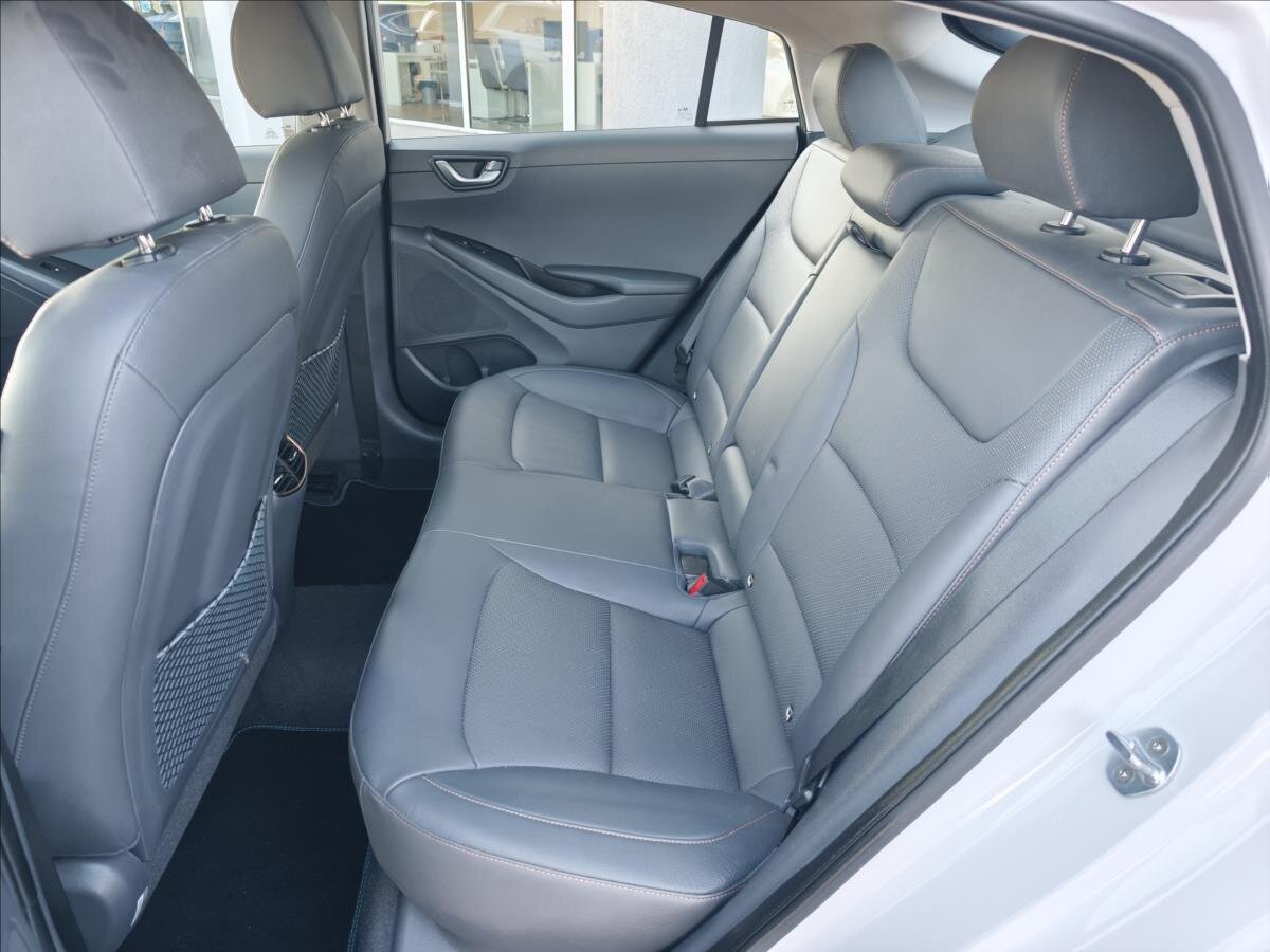 Hyundai IONIQ Hatchback 0,0 88 kw