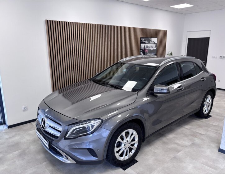 Mercedes-Benz GLA Kombi 1,6 l 90 kw