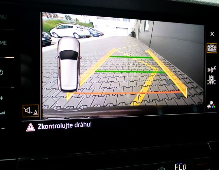 Volkswagen Touareg 18