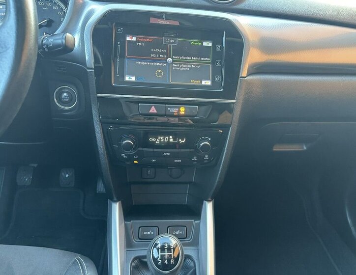 Suzuki Vitara Hatchback 1,6 l 88 kw