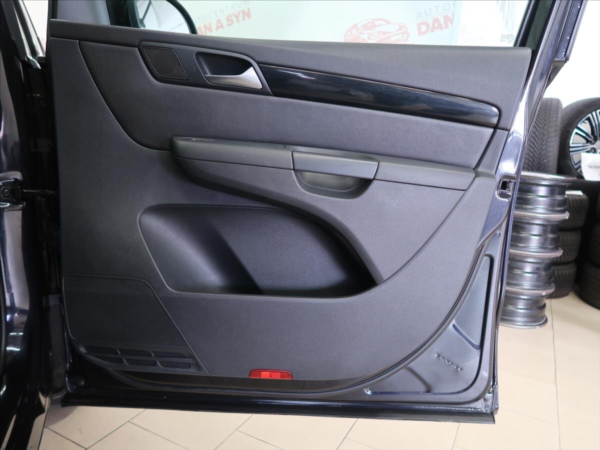 Seat Alhambra MPV 1,4 l 110 kw